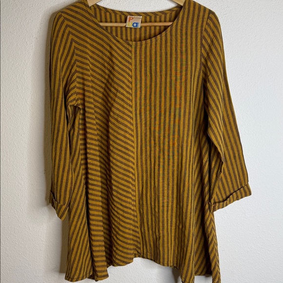 PUA Naturally Striped Mustard and Brown Long 20 Inch Sleeve blouse large NWOT - Picture 1 of 5